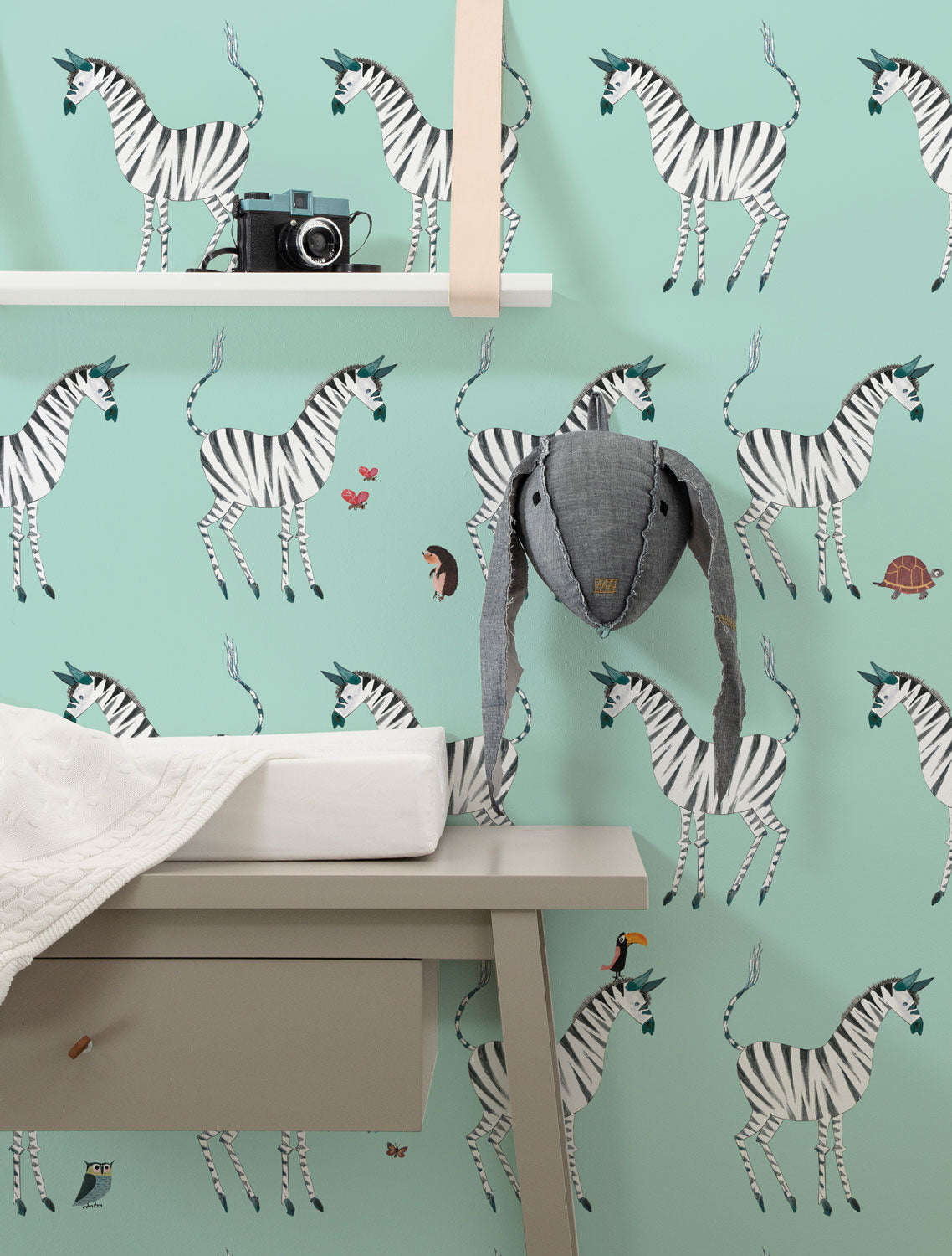 Wallpaper Fiep Westendorp Zebra, Mint, 97.4 x 280 cm