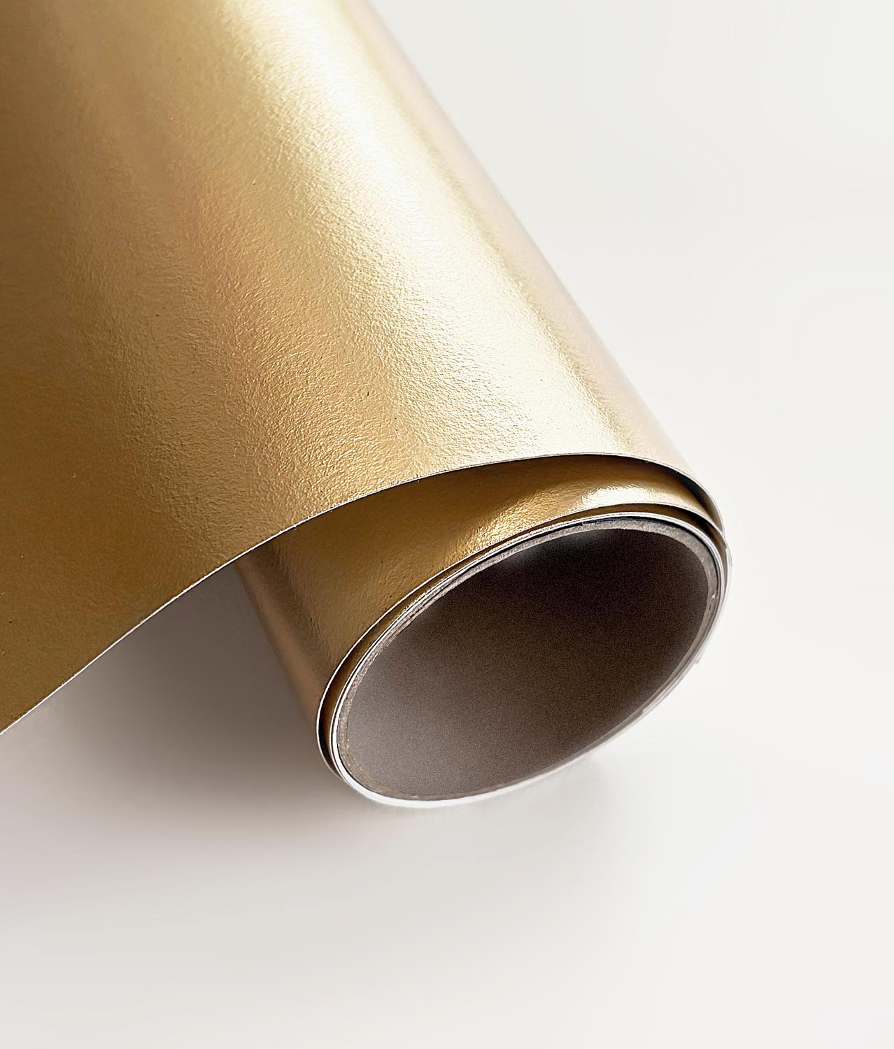 Rol goud behang, Zijdeglans