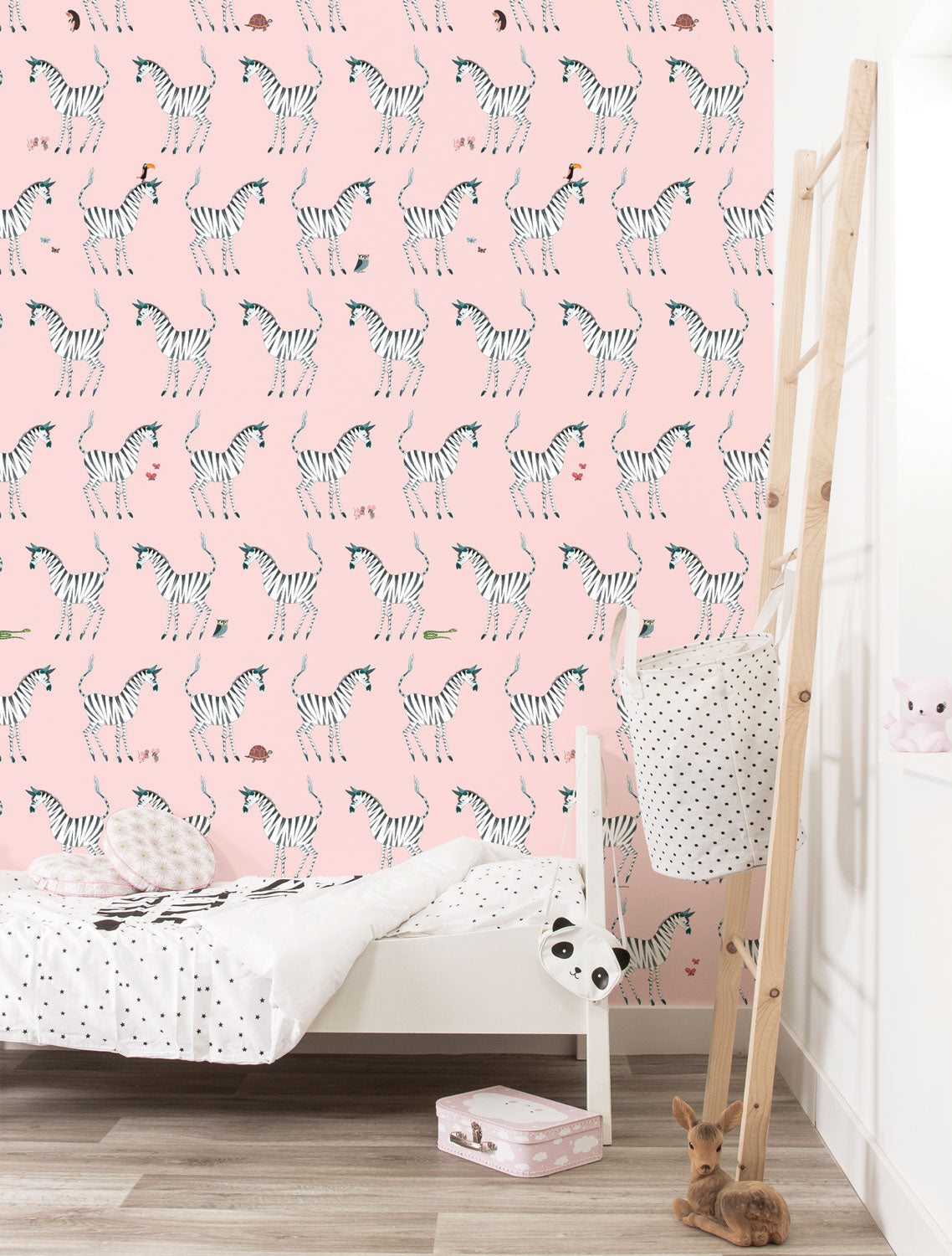 Wallpaper Fiep Westendorp Zebra, Pink, 97.4 x 280 cm
