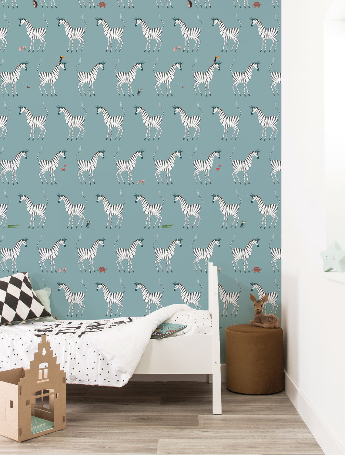 Wallpaper Fiep Westendorp Zebra, Petrol, 97.4 x 280 cm