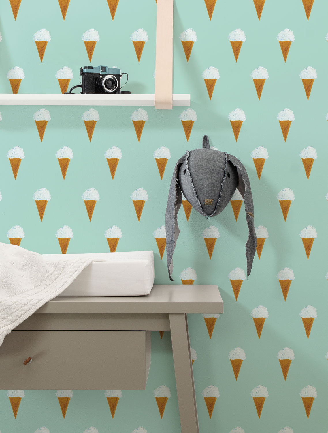 Wallpaper Fiep Westendorp Ice cream, Mint, 97.4 x 280 cm
